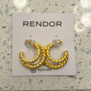 Render “Victoria” Gold Hoop Earrings